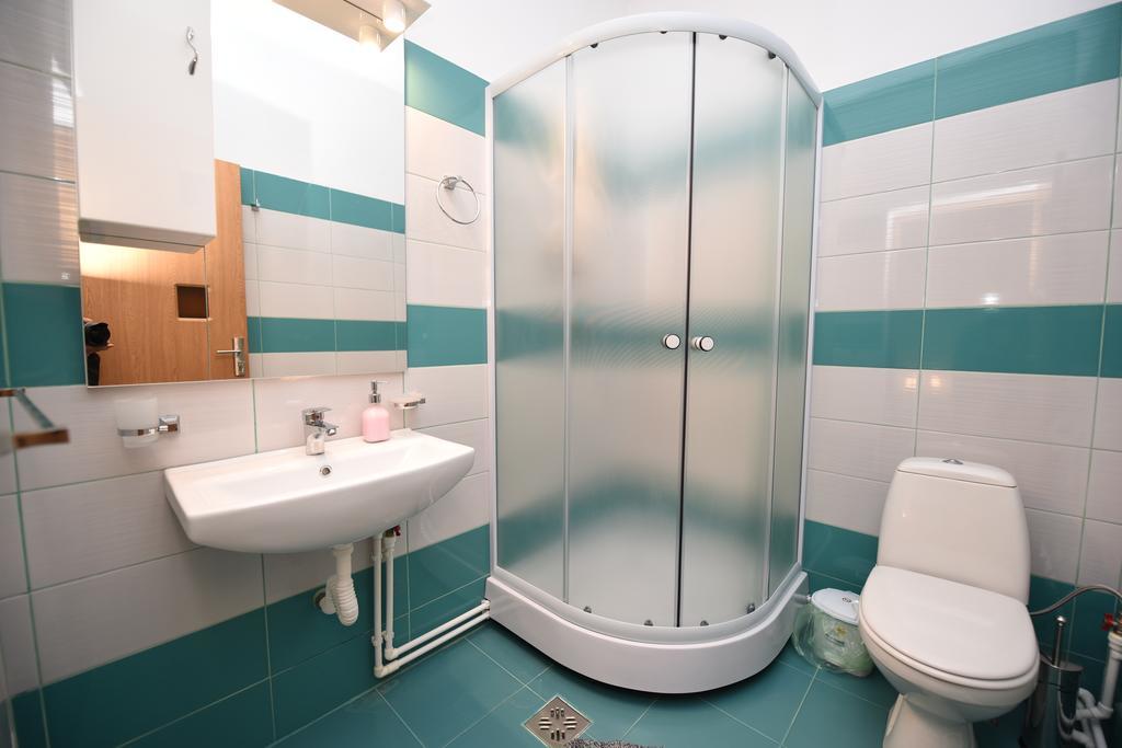 Casa Para Hotel Hátszeg Kültér fotó